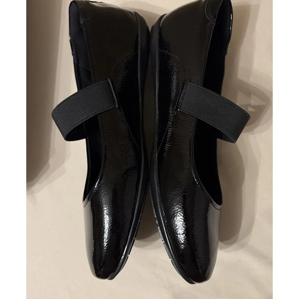 NIB Rockport Aver 9.5 W Wide Mary Jane Flats Black Patent Leather Slip On Shoes